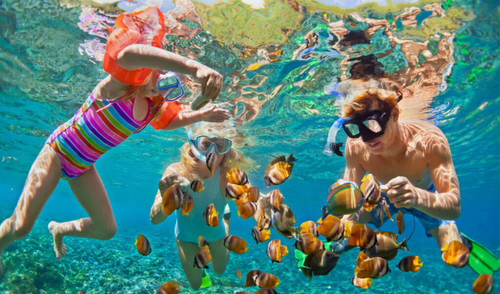 snorkeling-with-kids-phu-quoc-cre-sunplay-com-min_1700x1133